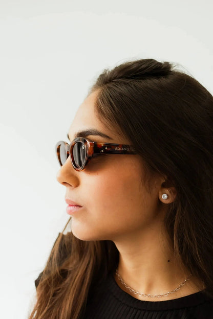 Damen Sonnenbrille im Katzen-Stil mit Tierdruck