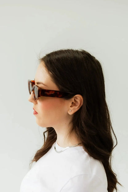 Damen-Sonnenbrille im ikonischen Tierdruck